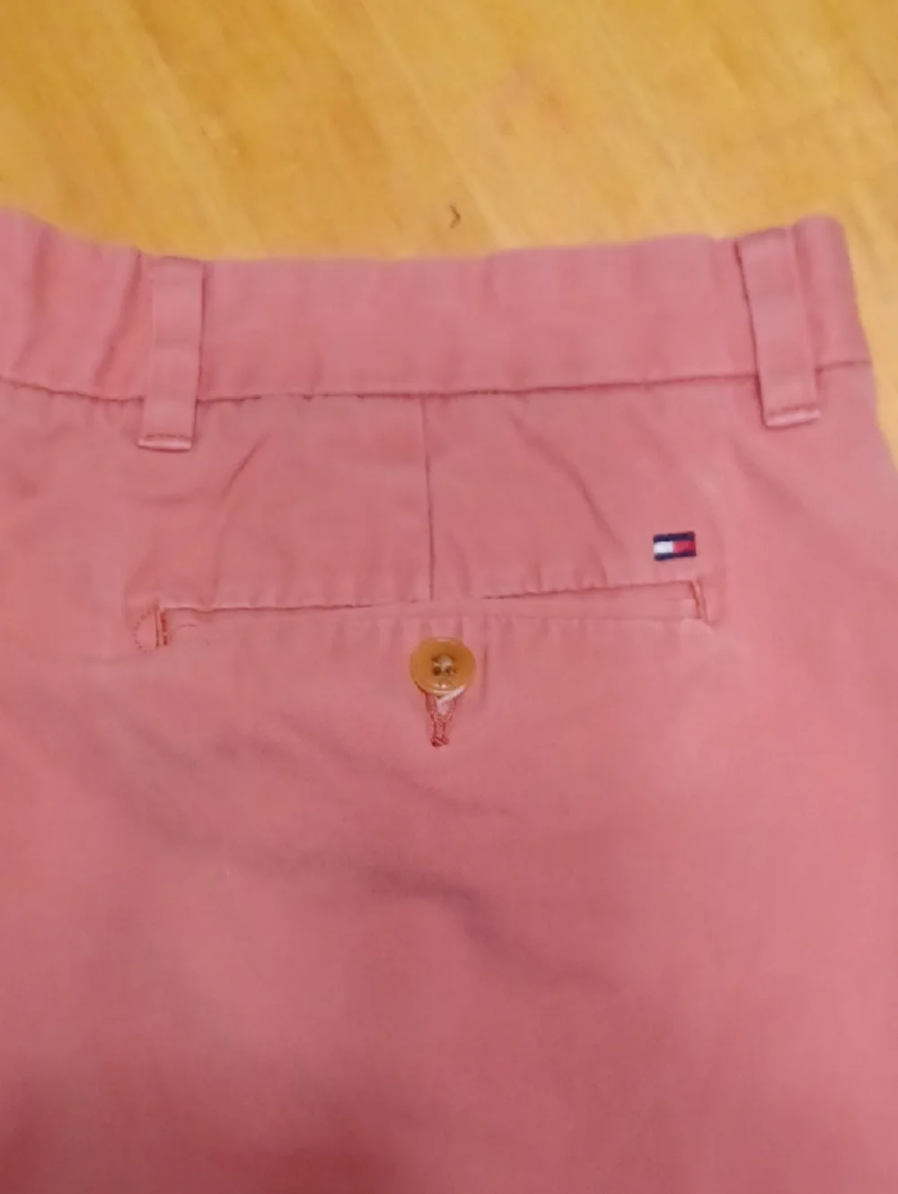 Tommy Hilfiger Men's Coral Pink Flat Front Chino Shorts Size 34